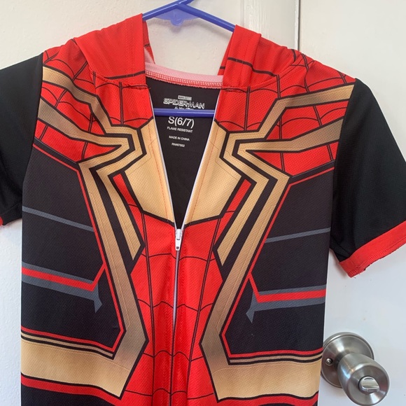 Spider-Man costume - Picture 3 of 4